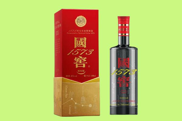 宁陵县回收国窖1573.jpg